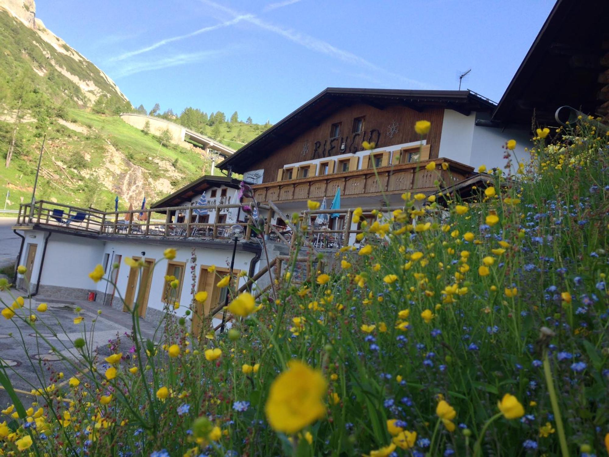 Rifugio Capanna Bill Hotel Рока Пиеторе Екстериор снимка